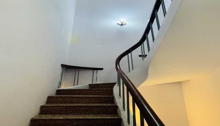CHO THUÊ NHÀ NGUYÊN CĂN TẠI NGÕ 93, VƯƠNG THỪA VŨ, 4 TẦNG, 45M2, 3 NGỦ, 13 TRIỆU